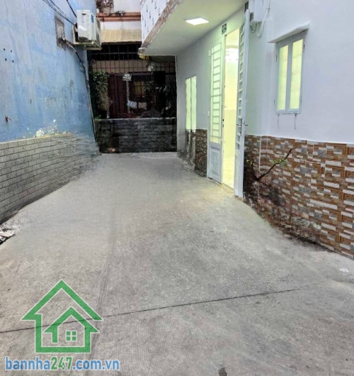 CHỈ 3,3 TỶ - NHÀ LÔ GÓC PHẠM VĂN HAI – P. 3, TÂN BÌNH – GẦN NHÀ THỜ – DT (3, x 6,8) -  NHÀ MỚI 2 TẦNG – SỔ HOÀN CÔNG ĐỦ