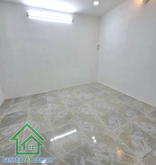 CHỈ 3,3 TỶ - NHÀ LÔ GÓC PHẠM VĂN HAI – P. 3, TÂN BÌNH – GẦN NHÀ THỜ – DT (3, x 6,8) -  NHÀ MỚI 2 TẦNG – SỔ HOÀN CÔNG ĐỦ