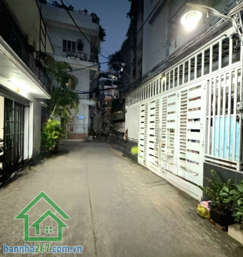 CHỈ 8,9 TỶ – HXH - LẠC LONG QUÂN – TÂN BÌNH – GẦN 60M² – 4 TẦNG – 4PN – 4WC