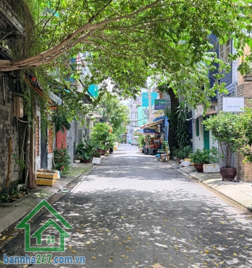 CHỈ 5,3 TỶ - NHÀ TÂN PHÚ – RẺ NHƯ BÌNH TÂN – HẺM THÔNG – 46M² – NHÀ CHẮC CHẮN
