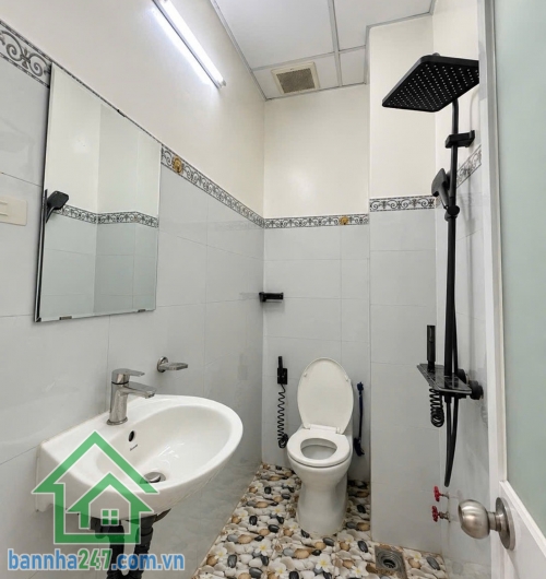 CHỈ 8,5 TỶ – NHÀ ĐẸP 4 TẦNG – HẺM Ô TÔ VÀO NHÀ – NGAY AEON TÂN PHÚ – CELADON – SÁT TRƯỜNG LÊ THÁNH TÔN