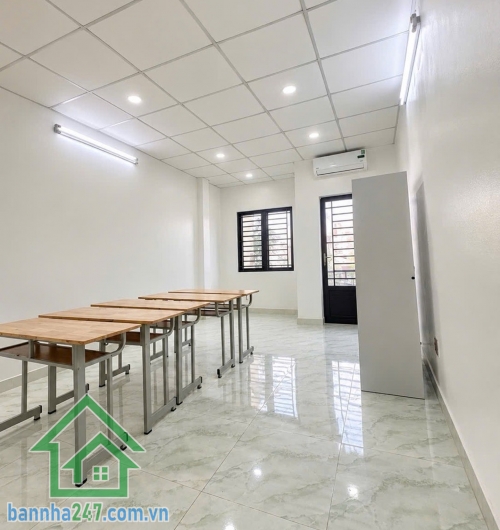 CHỈ 8,5 TỶ – NHÀ ĐẸP 4 TẦNG – HẺM Ô TÔ VÀO NHÀ – NGAY AEON TÂN PHÚ – CELADON – SÁT TRƯỜNG LÊ THÁNH TÔN