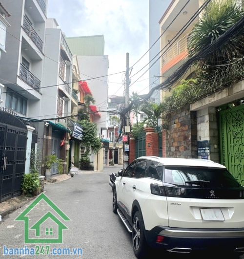 CHỈ 15,6 TỶ – CHDV KHU VIP SÂN BAY – 129M² – 5 TẦNG – 12PN – DÒNG TIỀN 47 TRIỆU/THÁNG – SÂN VƯỜN THOÁNG