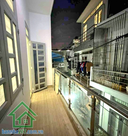 CHỈ 5,2 TỶ – KHU CHỢ VẢI TÂN PHÚ – 3 TẦNG – XE HƠI ĐỖ CỔNG – 32M² – HI.ẾM NH.À B.ÁN