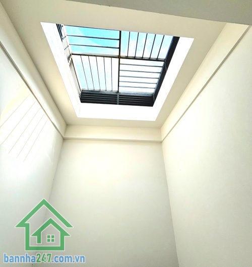 9,99 TỶ – NGUYỄN VĂN YẾN TÂN PHÚ – HẺM XE TẢI 8M – 68M² – 4 TẦNG BTCT – 6PN – 5WC – SẴN DÒNG TIỀN