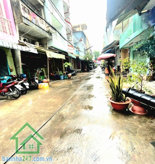 CHỈ 8,5 TỶ – NHÀ MỚI Ở NGAY – NỘI THẤT TIỀN TỶ – GẦN VÒNG XOAY 3/2 – 38/45M² – 3 TẦNG