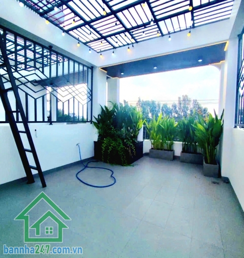 CHỈ 8,5 TỶ – NHÀ MỚI Ở NGAY – NỘI THẤT TIỀN TỶ – GẦN VÒNG XOAY 3/2 – 38/45M² – 3 TẦNG