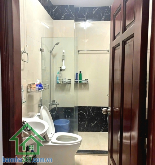 CHỈ 7,8 TỶ – NHÀ VUÔNG – 4 TẦNG BTCT - HOÀN CÔNG ĐỦ – KHU CHỢ VẢI – SÁT CHỢ TÂN BÌNH
