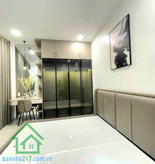 CHỈ 8,6 TỶ – Ô TÔ ĐỖ CỬA – 48M² – 4 TẦNG BTCT – 4PN - 4WC - THANG MÁY – FULL NỘI THẤT