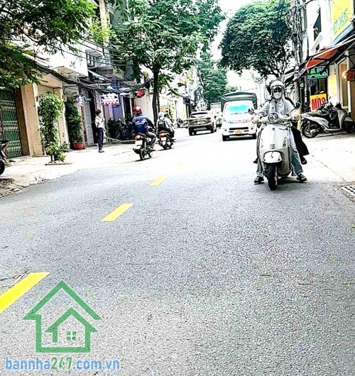 HẺM XE TẢI THÔNG – SÁT MẶT TIỀN NGUYỄN HỒNG ĐÀO – (4x20)M – 2 TẦNG - CHỈ 11 TỶ 