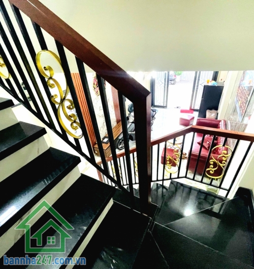 CHỈ 5,79 TỶ – NHÀ GÓC 2 MẶT HẺM – HẺM XE TẢI 6M – 3 PHÒNG NGỦ – GẦN CÔNG VIÊN LÀNG HOA, GÒ VẤP