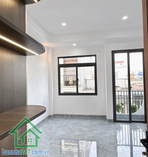 BÁN NHÀ PHỐ CAO CẤP – LÊ VĂN QUỚI, BÌNH TÂN – 5 TẦNG – 4PN 5WC – ĐƯỜNG XE HƠI – GIÁ CHỈ 6.3 TỶ * Vị trí: Trung tâm Bình Tân, hẻm 413 Lê Văn Quới, ngay giáp Tân Bình. 