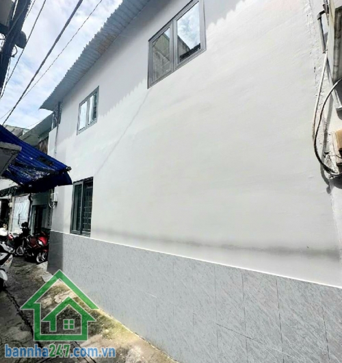 NHÀ ĐẸP Ở NGAY – CHỈ 3,15 Tỷ - DT: 28m² – KHU LÊ ANH XUÂN – TRẦN PHÚ – SỔ HỒNG RIÊNG Diện tích: 8x4m (28m²) – sử dụng 56m² Kết cấu: 1 trệt 1 lầu, 2 phòng ngủ, 2 WC Nhà mới vào ở ngay.
