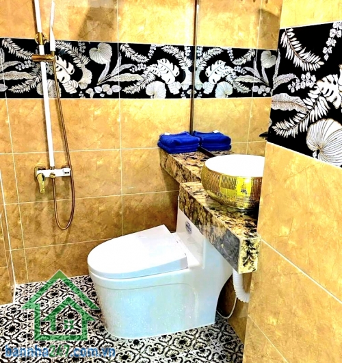 CHỈ 5,59 TỶ – SIÊU PHẨM TÂN BÌNH – NHÀ 3 TẦNG - DT: 46M² FULL NỘI THẤT – 4PN, 5WC  Nhà đẹp full nội thất, mua là ở ngay – xem là mê Vị trí Tân Bình Hẻm thông