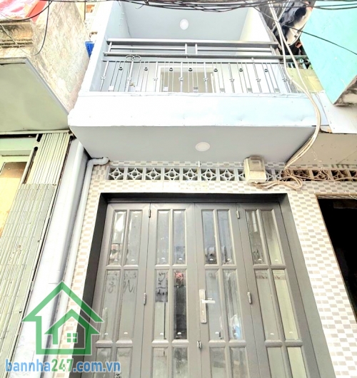 CHỈ 2,2 TỶ (TL) – TRUNG TÂM QUẬN 11 – NHÀ MỚI 3 TẦNG – DTSD: 33M² - 2PN – 3WC – SỔ 2025 – Ở NGAY * Kết cấu: 1 trệt 2 lầu, 2 phòng ngủ – 3 WC, nhà mới 100%