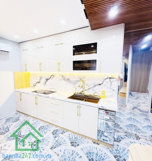 CHỈ 4,1 TỶ – NHÀ 3 TẦNG ĐẸP LUNG LINH – HẺM XE HƠI, GẦN MẶT TIỀN – FULL NỘI THẤT – TÂN BÌNH - 2PN, 3 WC.  Ngang hơn 5m, nhà mới đẹp hiện đại. 3 tầng.