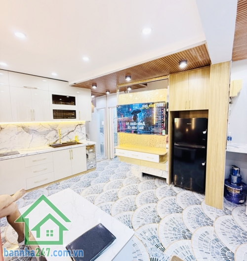 CHỈ 4,1 TỶ – NHÀ 3 TẦNG ĐẸP LUNG LINH – HẺM XE HƠI, GẦN MẶT TIỀN – FULL NỘI THẤT – TÂN BÌNH - 2PN, 3 WC.  Ngang hơn 5m, nhà mới đẹp hiện đại. 3 tầng.