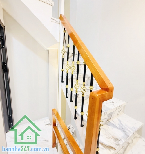 CHỈ 4,1 TỶ – NHÀ 3 TẦNG ĐẸP LUNG LINH – HẺM XE HƠI, GẦN MẶT TIỀN – FULL NỘI THẤT – TÂN BÌNH - 2PN, 3 WC.  Ngang hơn 5m, nhà mới đẹp hiện đại. 3 tầng.