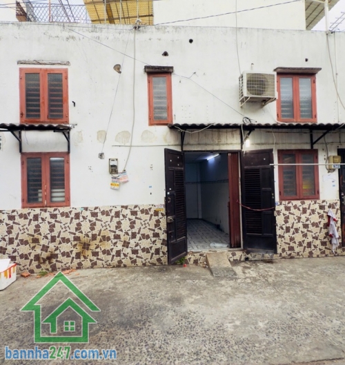 LÊ VĂN QUỚI – CĂN GÓC 2 MẶT HẺM 6M – 72M² – 6.5 TỶ DT: 4.6 x 16m – Căn góc 2 mặt hẻm 6m cực thoáng, không lộ giới (theo QH mới). Hiện trạng nhà C4 chia làm 3 căn cho thuê. 