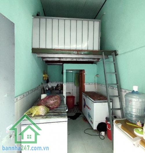 MẶT TIỀN BÌNH TÂN – 194M² – THU NHẬP HƠN 20TR/TH – CÁCH CHỢ 200M Vị trí đắc địa: Cách chợ Bình Trị Đông 200m, ngay đoạn sầm uất Trương Phước Phan, gần BX Miền Tây. 