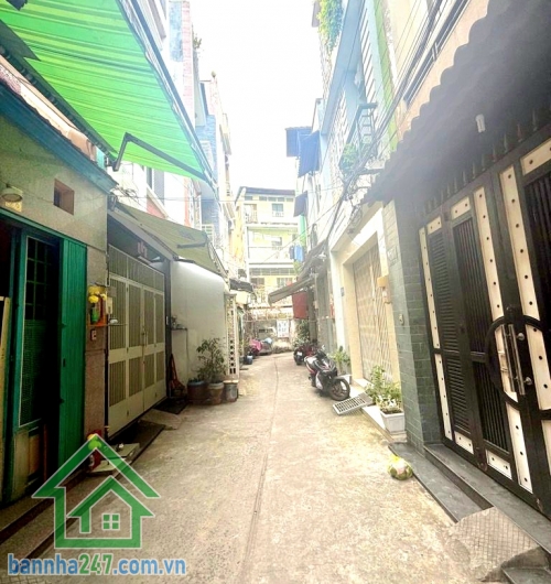 CHỈ 2.79 TỶ – SIÊU PHẨM 3 TẦNG – CĂN GÓC KHÔNG LỘ GIỚI – KHÔNG QUY HOẠCH – BÌNH THỚI / LÊ ĐẠI HÀNH – DTSD 40M² – HẺM 3M – SÁT MẶT TIỀN DTSD 40m², căn góc cực thoáng.