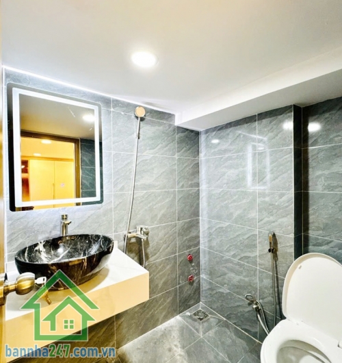 NHÀ 3 TẦNG MỚI ĐẸP – SÁT MẶT TIỀN HOÀNG VĂN THỤ – TÂN BÌNH DT: 27m², kết cấu 1 trệt 2 lầu, 3PN – 3WC. Hẻm ba gác, cách mặt tiền chỉ 20m, xe hơi tới gần nhà.