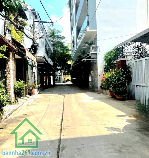 CHỈ 4,7 TỶ – HẺM XE TẢI – Ô TÔ NGỦ TRONG NHÀ – GÒ DẦU, TÂN PHÚ - 2PN - 2WC Vị trí đẹp: ngay Gò Dầu, gần chợ Tân Hương Hẻm xe tải, ô tô ngủ trong nhà thoải mái