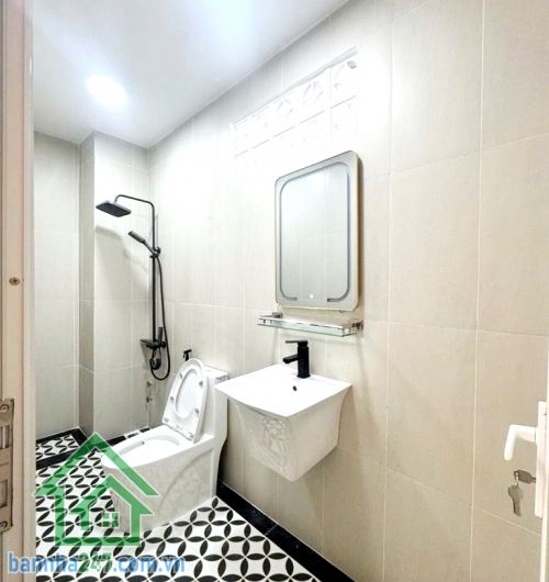 CHỈ 8,9 TỶ – HẺM XE HƠI 8M – NHÀ ĐẸP LÃNH BINH THĂNG – 4 TẦNG - 4PN – 3WC - Ở NGAY