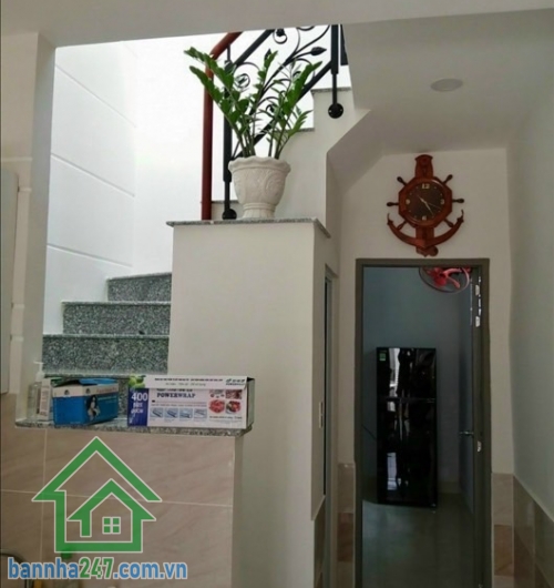NHÀ ĐẸP CÁCH MẠNG THÁNG 8 – GIÁ CHỈ 5,3 TỶ.