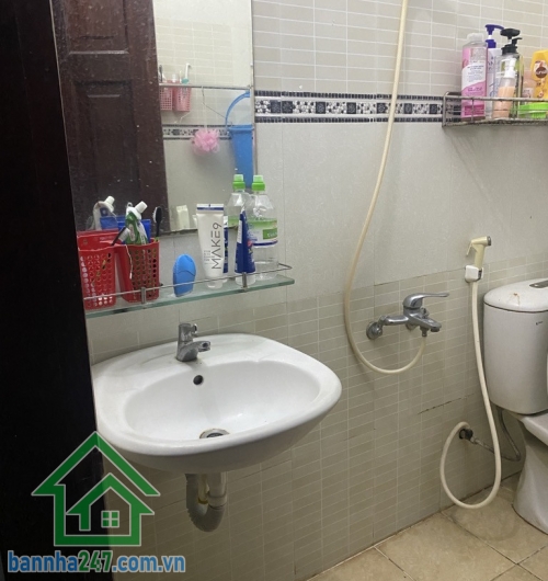 NHỈNH 5 TỶ - SIÊU PHẨM CĂN GÓC 2MT – HXH THÔNG – 4 TẦNG HIỆN ĐẠI – TRƯỜNG CHINH – TÂN BÌNH- NGAY KHU BÀU CÁT. DT: 36m² – 4 tầng BTCT kiên cố Thiết kế sang trọng.