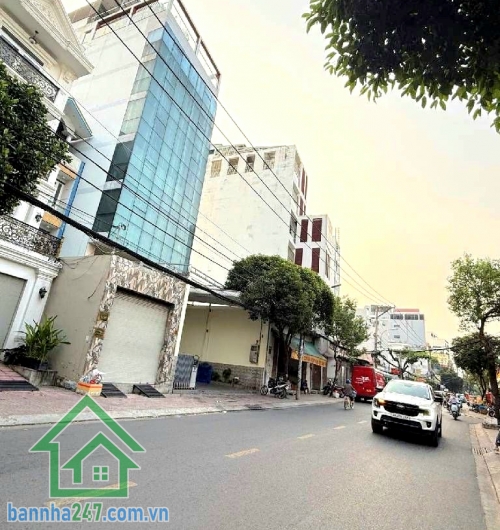 CHỈ 7,9 TỶ (TL) - HẺM NHỰA 8M THÔNG – KINH DOANH TỐT – TÂN PHÚ - CẦU XÉO – GIÁP GÒ DẦU & TÂN KỲ TÂN QUÝ Diện tích: 65m² (4 x 16.1m) – đất vuông vức, công nhận công nhận đủ. Kết cấu: 2 tầng 3 PN - 2 WC. Nhà đẹp, bố trí hợp lý, dọn vào ở ngay Hẻm nhựa 8