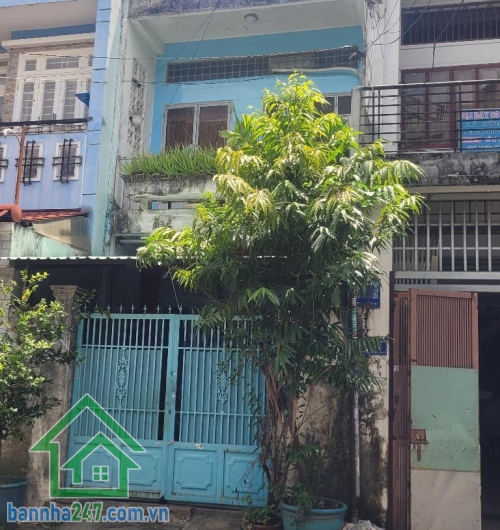 CHỈ 9 TỶ – ĐẤT VÀNG TÂN THÀNH, TÂN PHÚ – HẺM NHỰA 8M Ô BÀN CỜ – DT 4x22m Vị trí: Trung tâm Tân Thành, sát Bàu Cát – Vườn Lài – Lũy Bán Bích. Nhà 1 trệt 1 lầu, 2 PN, 2 WC. 