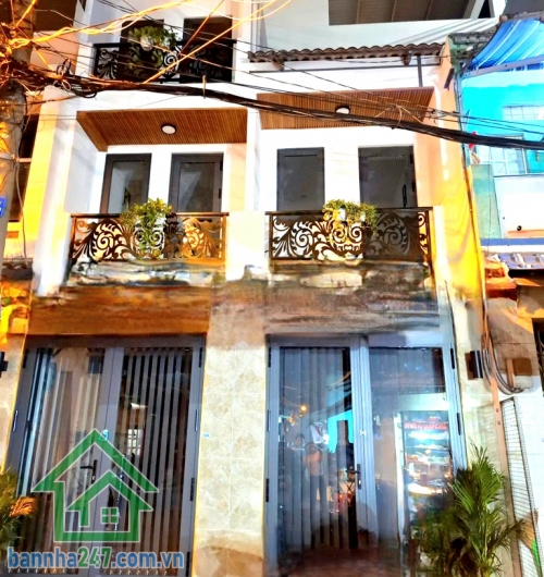 CHỈ 4.55 TỶ – NHÀ 3 TẦNG HẺM 8M – HUỲNH THIỆN LỘC - TÂN PHÚ – GIÁP TÂN BÌNH - DT: (5 X 5,6)M - 3PN- 3WC Kết cấu: 1 trệt 2 lầu mới đẹp, gồm 3PN – 3WC – ban công.