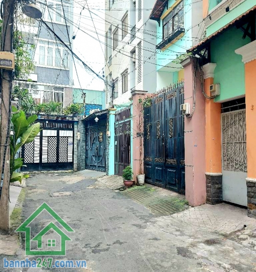 CHỈ 9,5 TỶ – SIÊU PHẨM HẺM NHỰA 7M – KHU VIP CỘNG HÒA – HOÀNG HOA THÁM (P.13, TÂN BÌNH) – 4 TẦNG – 4PN – SỔ CHUẨN * Nhà chính chủ gấp bán, vị trí cực hiếm.