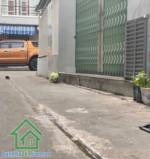 CHỈ 4.1 TỶ – NHÀ HXH THÔNG – GẦN NGUYỄN SƠN – LUỸ BÁN BÍCH.