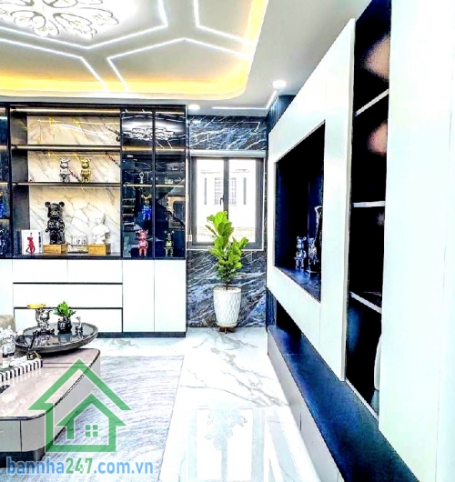 CHỈ 7,3 TỶ (TL) – HẺM 6M LÔ TƯ – NHÀ 5 TẦNG – 5PN – 6WC – GARAGE Ô TÔ – DT 48m² Nhà đẹp 5 tầng – full nội thất cao cấp * Diện tích: 4 x 12m (CN 48m²)