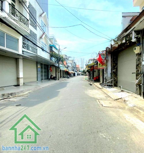 CHỈ 6,99 TỶ – MTKD PHÚ THỌ HOÀ – NGAY TRUNG TÂM PHỐ TƠ LỤA - DT: 52M² (5.7 × 11)m - 2 TẦNG -  DT: 5.7 × 11m – Vuông vức – Hẻm rộng như mặt tiền Vị trí siêu đắc địa