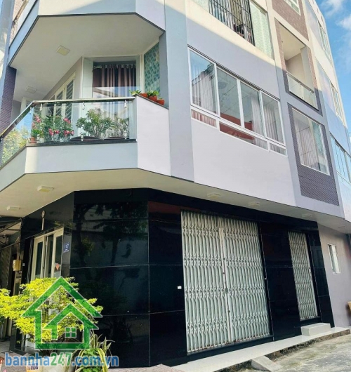 NHỈNH 10 TỶ - NHÀ ĐẸP CHÍNH CHỦ – GẦN NGUYỄN SƠN - P. PHÚ THỌ HÒA, TÂN PHÚ DT: 46.8m² (4x14m) – Kết cấu 4 tầng, 6PN, 7WC. Căn góc 2 mặt tiền cực thoáng.
