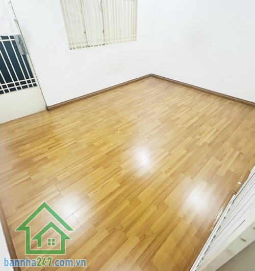 CHỈ 4,8 TỶ - NHÀ ĐẸP PHƯỜNG 13, TÂN BÌNH – DTCN 47M2 – NỞ HẬU  Diện tích: 3.9 x 12m, nở hậu 4.1m. Kết cấu: Trệt + lửng, 1 PN Master, 1 WC (có thể cải tạo thành 3 PN)