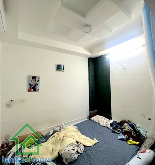 CHỈ 6,1 TỶ – NHÀ TRUNG TÂM P.4 TÂN BÌNH – KHU HIẾM NHÀ BÁN - NỞ HẬU 6M – GẦN MẶT TIỀN – 3 PN – 2 WC - Ở NGAY Diện tích: 45m² (3,2m x 9m) Nở hậu 6m – phong thủy