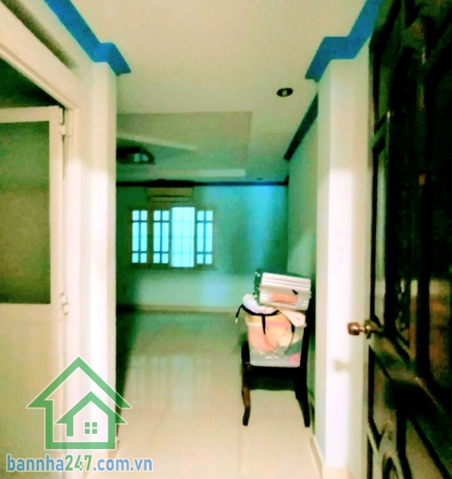 CHỈ 8,199 TỶ – HẺM 3,5M – NGAY ĐẤT THÁNH, PHƯỜNG 6, TÂN BÌNH – DT 75M² (4,3x17) – 4 TẦNG – 5 PHÒNG NGỦ, 5 WC Vị trí trung tâm, sát các tuyến đường lớn: Bắc Hải
