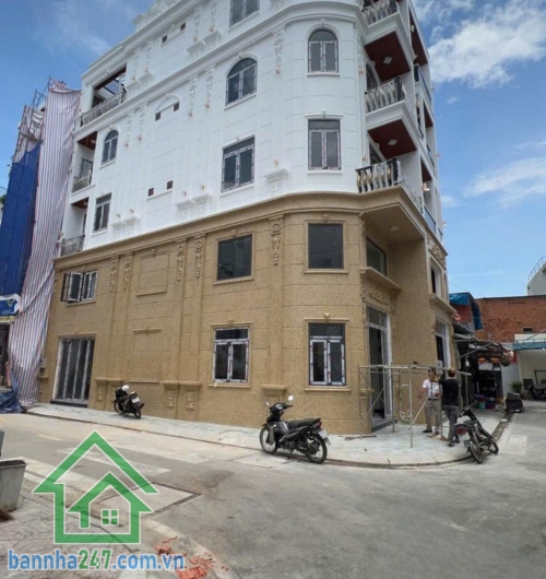 SIÊU PHẨM LÔ GÓC – NHÀ MỚI CHUẨN CHÂU ÂU – XE HƠI NGỦ TRONG NHÀ – CHỈ 10.3 TỶ * DT: 60m² (4x15m), ngang 4m vuông vức * Kết cấu 5 tầng: 1 trệt, 1 lửng, 2 lầu, sân thượng.