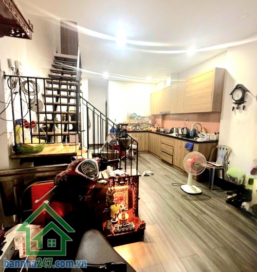 CHỈ 4,9 TỶ – MTKD ĐƯỜNG SỐ 1A RỘNG 6M – NGAY LIÊN KHU 8-9 – SÁT GÒ XOÀI – SỔ A4 KHÔNG LỘ GIỚI  Đường số 1A, BHH – Bình Tân Cách mặt tiền ĐS 4 chỉ 20m, vài bước ra Gò Xoài, khu kinh doanh sầm uất