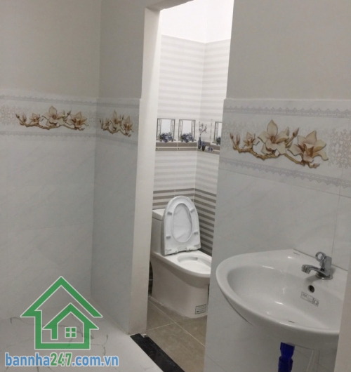 CHỈ 2,05 TỶ – CĂN HỘ CHUNG CƯ THANH NIÊN BÀU CÁT 2 – TÂN BÌNH – DIỆN TÍCH 48.3M² – MẶT TIỀN ĐẮC ĐỊA * Diện tích: 48.3m² * Thiết kế hợp lý: 2 phòng ngủ, 1 phònng khách, bếp, ban công thoáng mát.