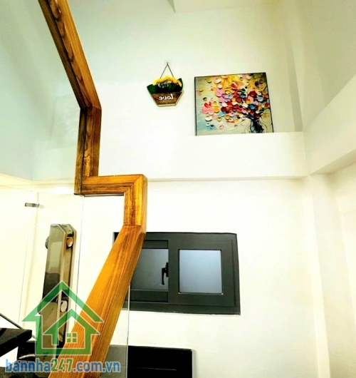 CHỈ 4,78 TỶ – NHÀ 3 TẦNG – NGUYỄN TRỌNG TUYỂN – P.1 – TÂN BÌNH – CĂN GÓC THOÁNG - 2PN – 3WC * Diện tích: 24m² (3,2m x 9,4m) * Kết cấu: 3 tầng BTCT 