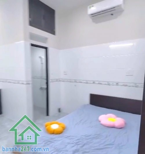 CHỈ 6,9 TỶ – NHÀ 3 TẦNG – 5PN 6WC – HẺM 5M – GẦN NGÃ TƯ BẢY HIỀN – P.8, TÂN BÌNH DT: 3.65 nở hậu 3.95, dài 14m (44.6m² CN đủ)  Kết cấu: 1 trệt 2 lầu – 5PN, 6WC