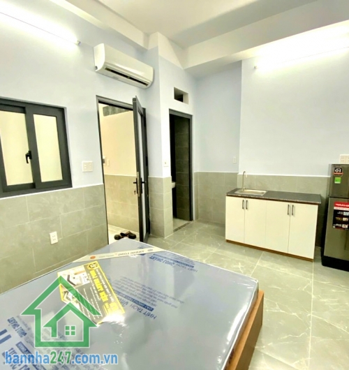 CHỈ 7,6 TỶ – NHÀ ĐẸP HẺM 4M – LẠC LONG QUÂN – LÝ THƯỜNG KIỆT – TÂN BÌNH- DT: 49,5m² - 6PN, 7WC - DT: 49,5m² (4,5 x 11m)  – Kết cấu BTCT 3 tầng gồm 6PN, 7WC