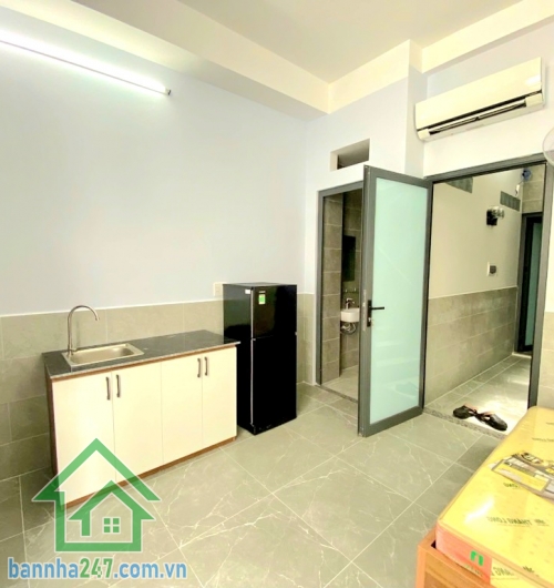 CHỈ 7,6 TỶ – NHÀ ĐẸP HẺM 4M – LẠC LONG QUÂN – LÝ THƯỜNG KIỆT – TÂN BÌNH- DT: 49,5m² - 6PN, 7WC - DT: 49,5m² (4,5 x 11m)  – Kết cấu BTCT 3 tầng gồm 6PN, 7WC