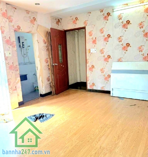 NHỈNH 4 TỶ - NHÀ 3 TẦNG – HẺM XE HƠI – 1/ TRẦN VĂN QUANG (PHƯỜNG BẢY HIỀN MỚI) – TÂN BÌNH – VỊ TRÍ SIÊU ĐẸP  Diện tích: 4,5 x 8m – nở hậu 5,5m phong thuỷ cực tốt