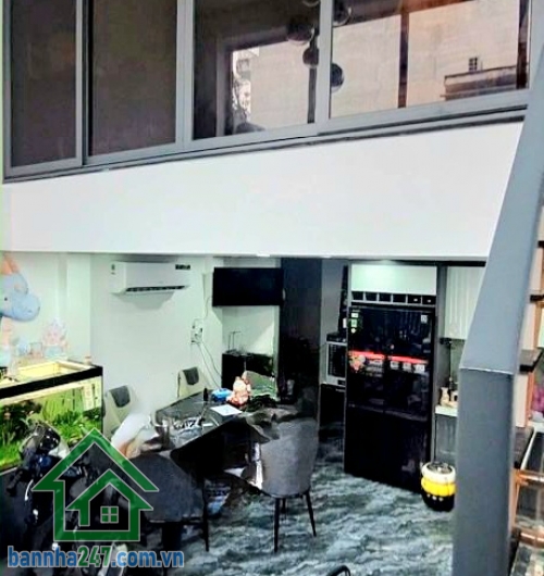 CHỈ 8,8 TỶ – NHÀ MỚI 6 TẦNG BTCT – SÁT MẶT TIỀN – TRUNG TÂM TÂN PHÚ - 3PN – 4WC * Diện tích: 5 x 9.5m – sổ vuông vức * Kết cấu: 6 tầng BTCT (Trệt + lửng + 3 lầu + sân thượng) 